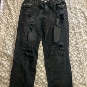 New Areopostale ripped Mom Jeans